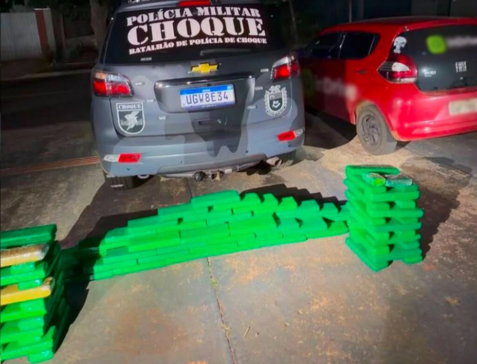 Casal é preso com 120 quilos de maconha em Campo Grande