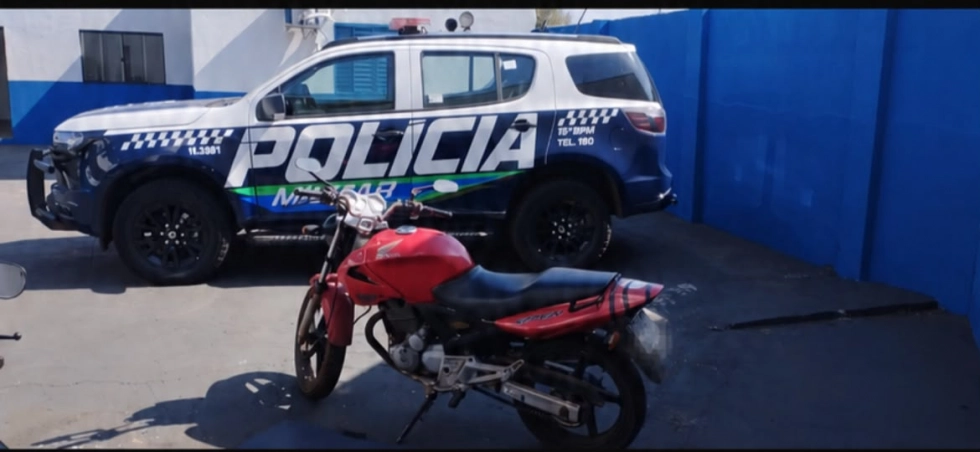 Adolescente de 17 anos é flagrado conduzindo moto sem habilitação em Nova Alvorada do Sul