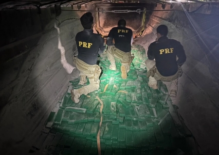PRF apreende 3,5 toneladas de drogas em caminhões na BR-262
