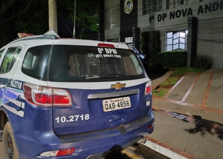 Motociclista registra boletim após atropelar cachorro solto em rua de Nova Andradina