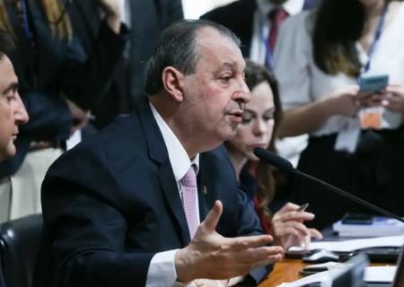 Relator do Senado dá parecer favorável ao fim da escala 6x1 e proposta avança para votação