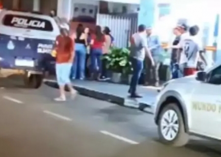Homem é morto a tiros em bar na região central de Mundo Novo