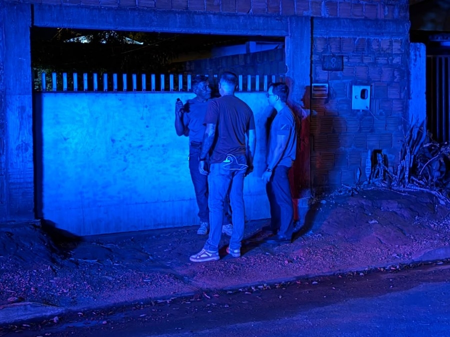 Homem é morto a tiros em residência em Batayporã