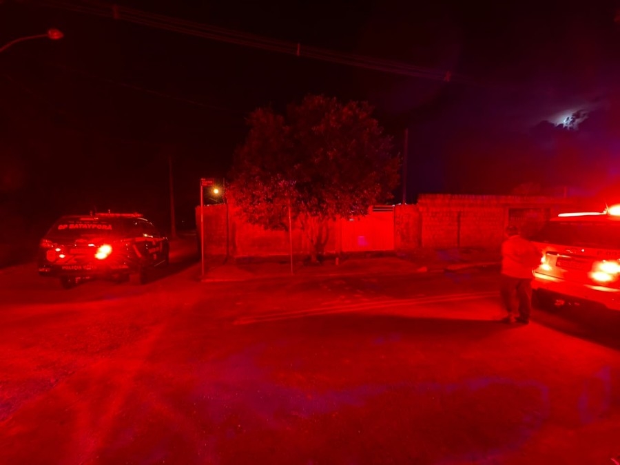 Homem é morto a tiros em residência em Batayporã