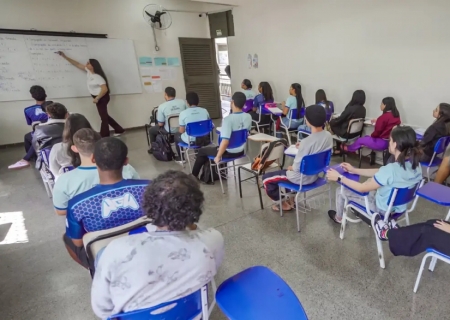 Brasil reduz diferença para países ricos no desempenho escolar, aponta Pisa