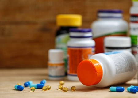 Suplementos e medicamentos: conheça as diferenças