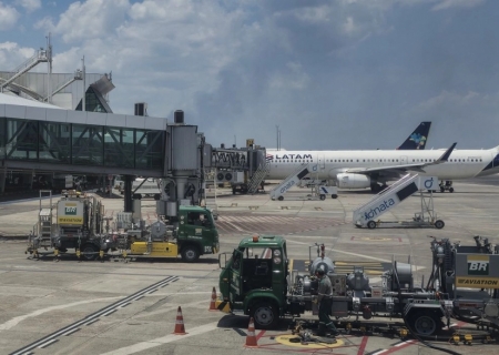 Petrobras reajusta preço médio do querosene de aviação em 13,9%
