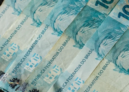 Tesouro honra R$ 79,95 m em dívidas de estados e municípios em agosto