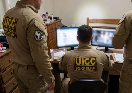 Operação mira homem suspeito de perseguir ex e divulgar imagens íntimas