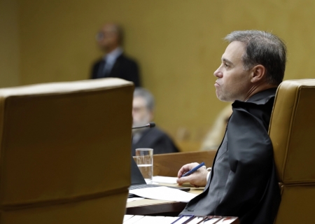 Mendonça levanta sigilo de quase 40 processos no STF
