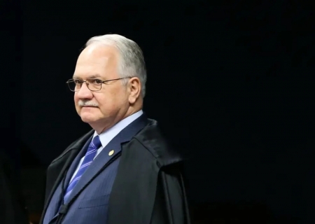 Fachin suspende decisões de Mendonça e Dino sobre diretor da PF