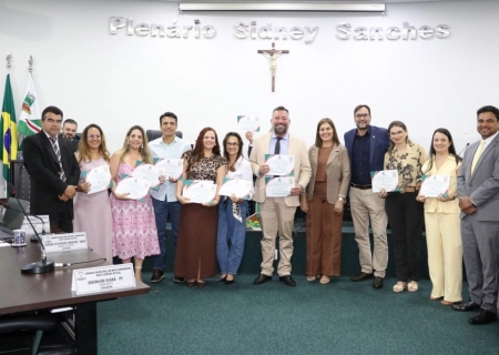 Da ciência ao brincar, Câmara reconhece iniciativas que ampliam experiências de aprendizagem