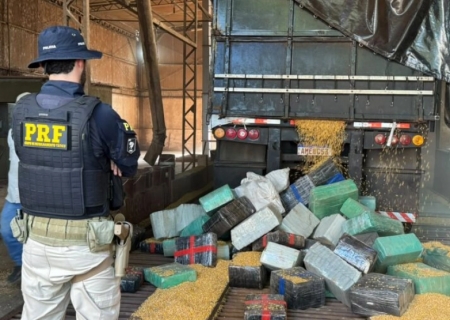 PRF apreende mais de 5 toneladas de maconha escondidas em carga de milho na BR-376