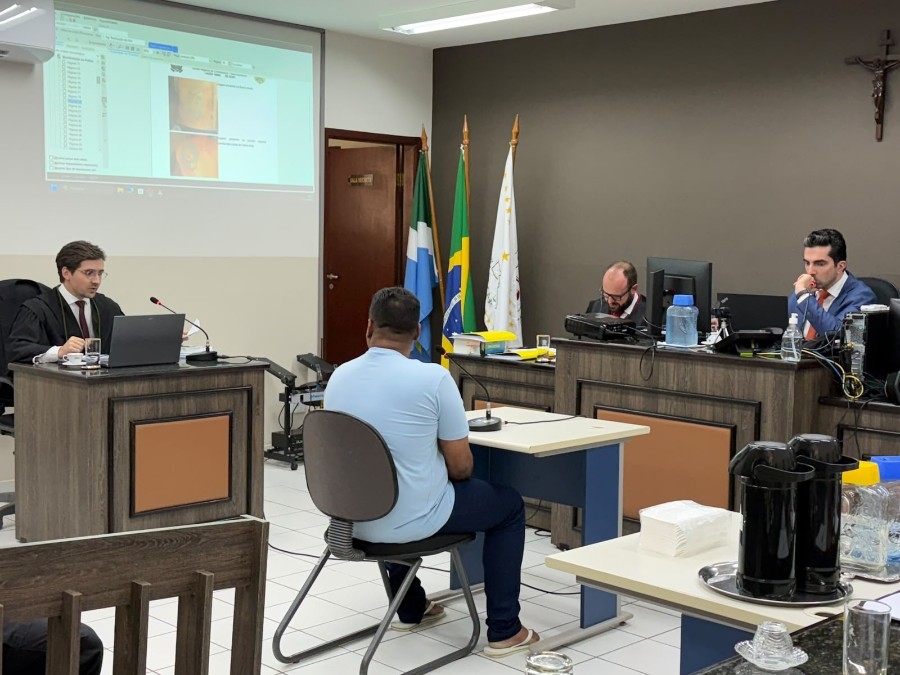 Acusado de matar homem a pauladas é condenado a 2 anos e 4 meses em Nova Andradina
