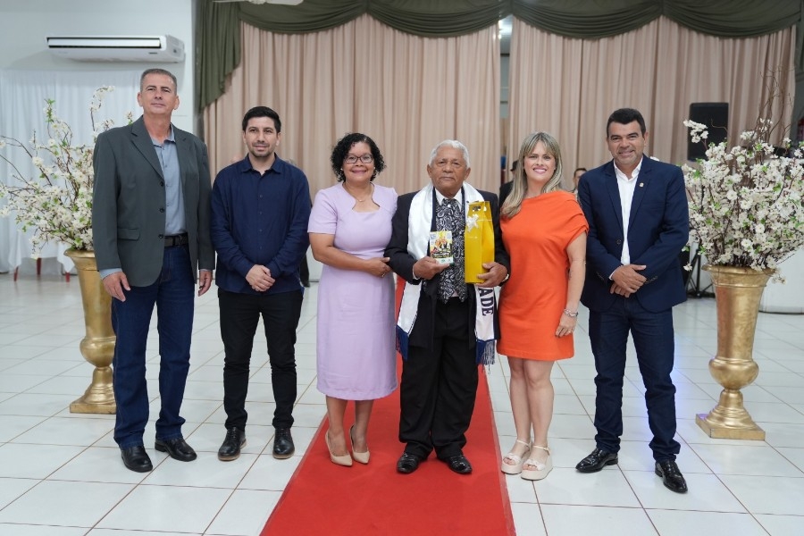 Noite de glamour e celebração consagra Miss e Mister Terceira Idade 2026 em Nova Andradina