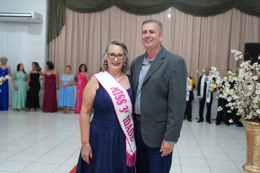Noite de glamour e celebração consagra Miss e Mister Terceira Idade 2026 em Nova Andradina
