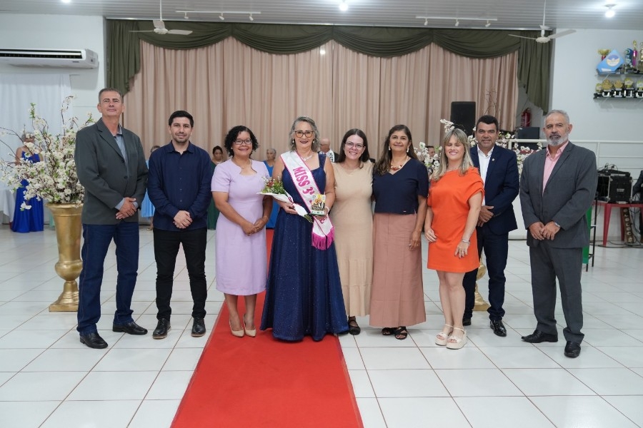 Noite de glamour e celebração consagra Miss e Mister Terceira Idade 2026 em Nova Andradina