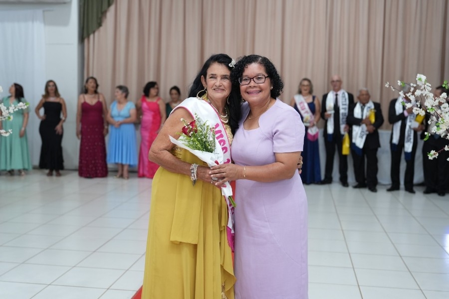 Noite de glamour e celebração consagra Miss e Mister Terceira Idade 2026 em Nova Andradina