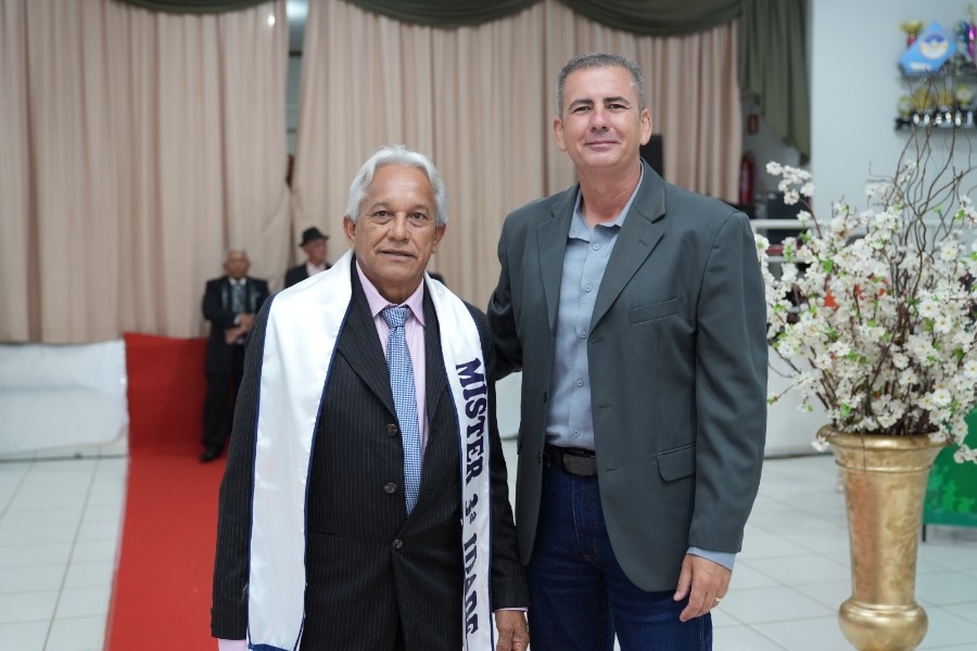 Noite de glamour e celebração consagra Miss e Mister Terceira Idade 2026 em Nova Andradina