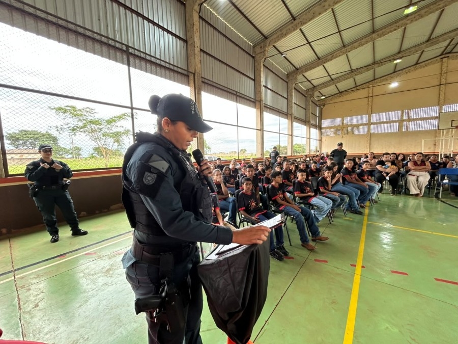 PROERD forma 52 alunos em Taquarussu e reforça combate às drogas e à violência