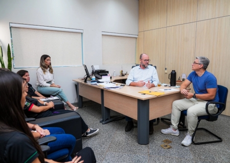 Secretaria de Finanças e PREVINA alinham planejamento previdenciário para 2027
