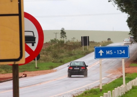 MS segue sob risco de tempestades nesta segunda; Nova Andradina pode ter chuva forte