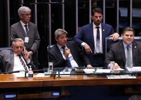 Alcolumbre retira PEC da Segurança Pública da pauta do Senado