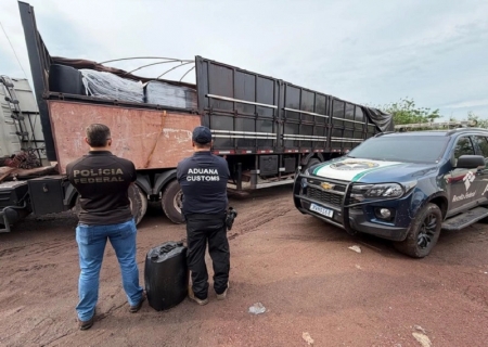 PF e Receita apreendem 17 mil litros de produto químico que seriam enviados ilegalmente à Bolívia