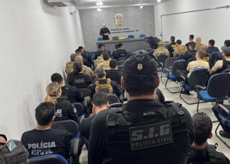 Operação mira PCC e CV e cumpre 20 mandados de prisão em MS