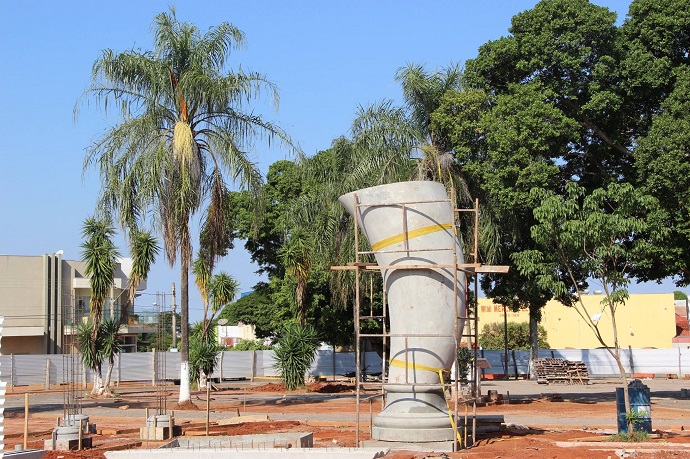 Nesta quarta-feira (22), a cuia de tereré foi colocada na praça - Foto: Idelfonso Alves