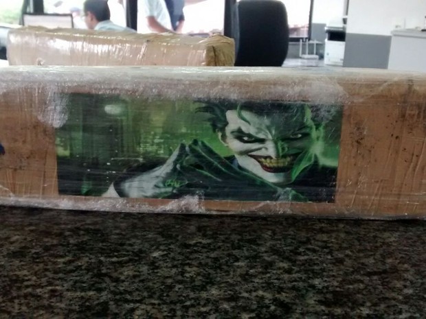 Tabletes de maconha tinham imagens do personagem 'Coringa' - Foto: PMR-SP/Divulgação