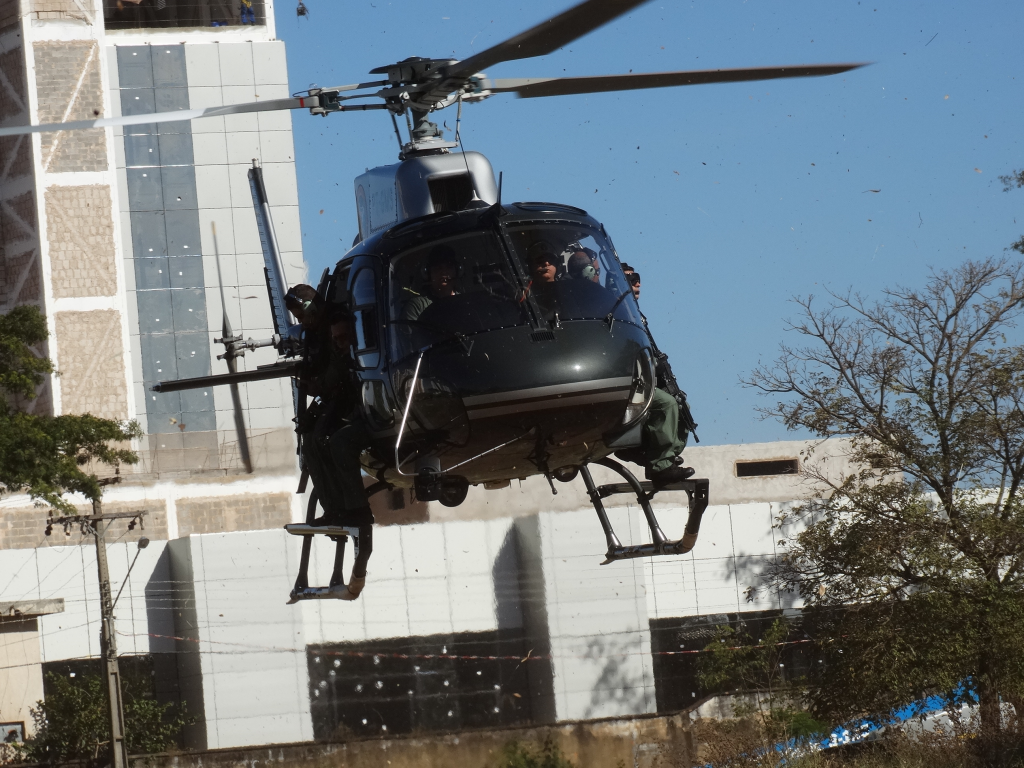 Batizado de Harpia 1, o helicóptero modelo HS350 B3e Prefixo PT-GMS, é considerada uma aeronave de alto desempenho e foi equipada para a atividade policial - Fotos: Edemir Rodrigues e Chico Ribeiro