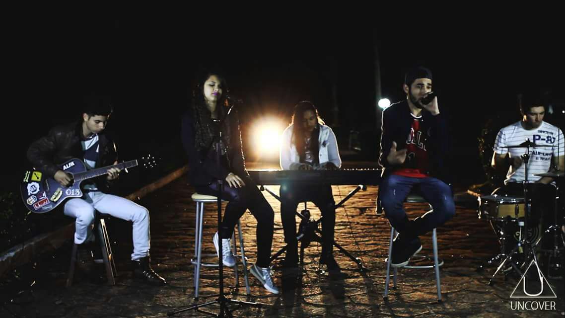 Durante grava&ccedil;&atilde;o de clipe - Foto: Uncover/Divulga&ccedil;&atilde;o