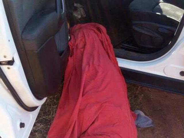 Edinei de Moraes foi executado a tiros quando desceu da caminhonete - Foto: Capitán Bado