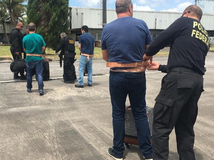 L&iacute;deres de quadrilha do contrabando de cigarros presos em Macei&oacute; - Foto: PF/Divulga&ccedil;&atilde;o 