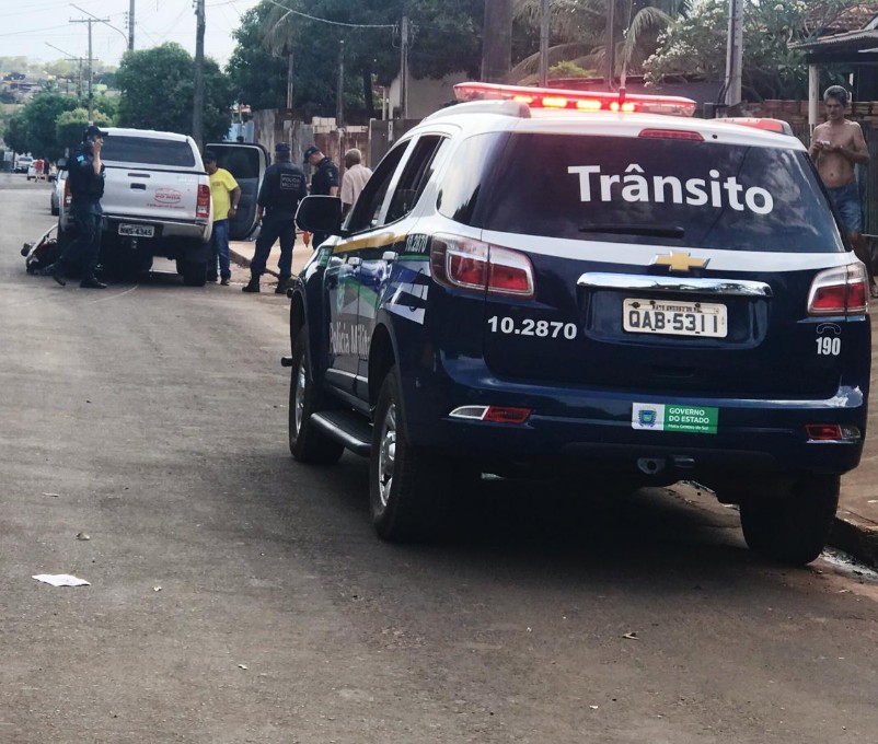 Pol&iacute;cia Militar durante o atendimento da ocorr&ecirc;ncia - Foto: Ivinoticias