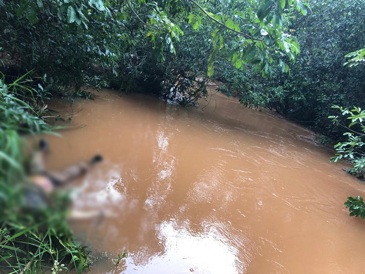 Corpo estava a 60 metros da ponte - Foto: Corpo de Bombeiros/Divulga&ccedil;&atilde;o