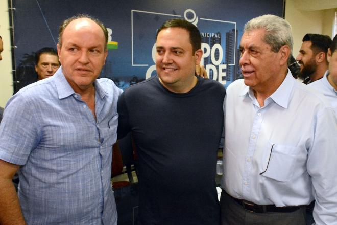 Puccinelli e Mochi referendaram Fernandes como pr&eacute;-candidato - Foto: &Aacute;lvaro Rezende/Correio do Estado