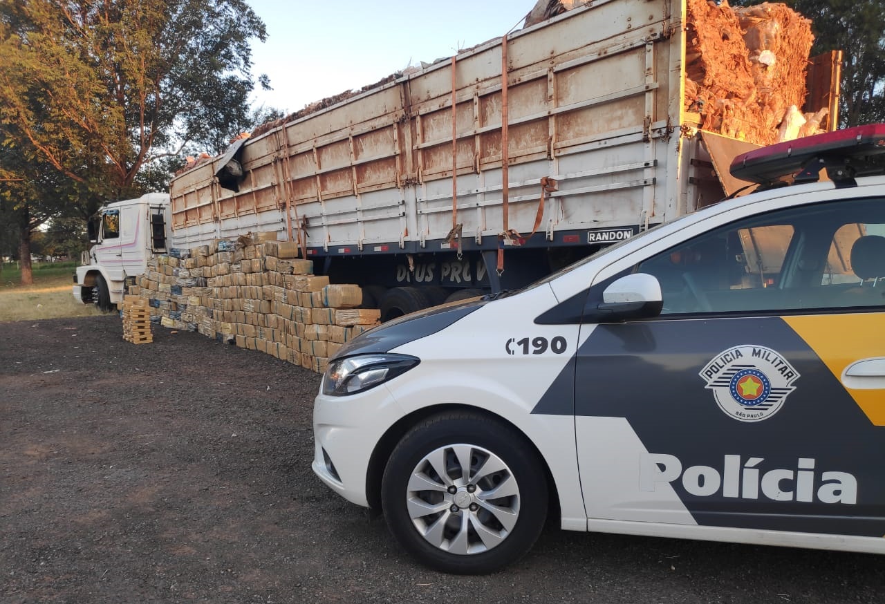 Grande quantidade de droga foi apreendida nesta segunda-feira (3) - Foto: PMR-SP/Divulga&ccedil;&atilde;o