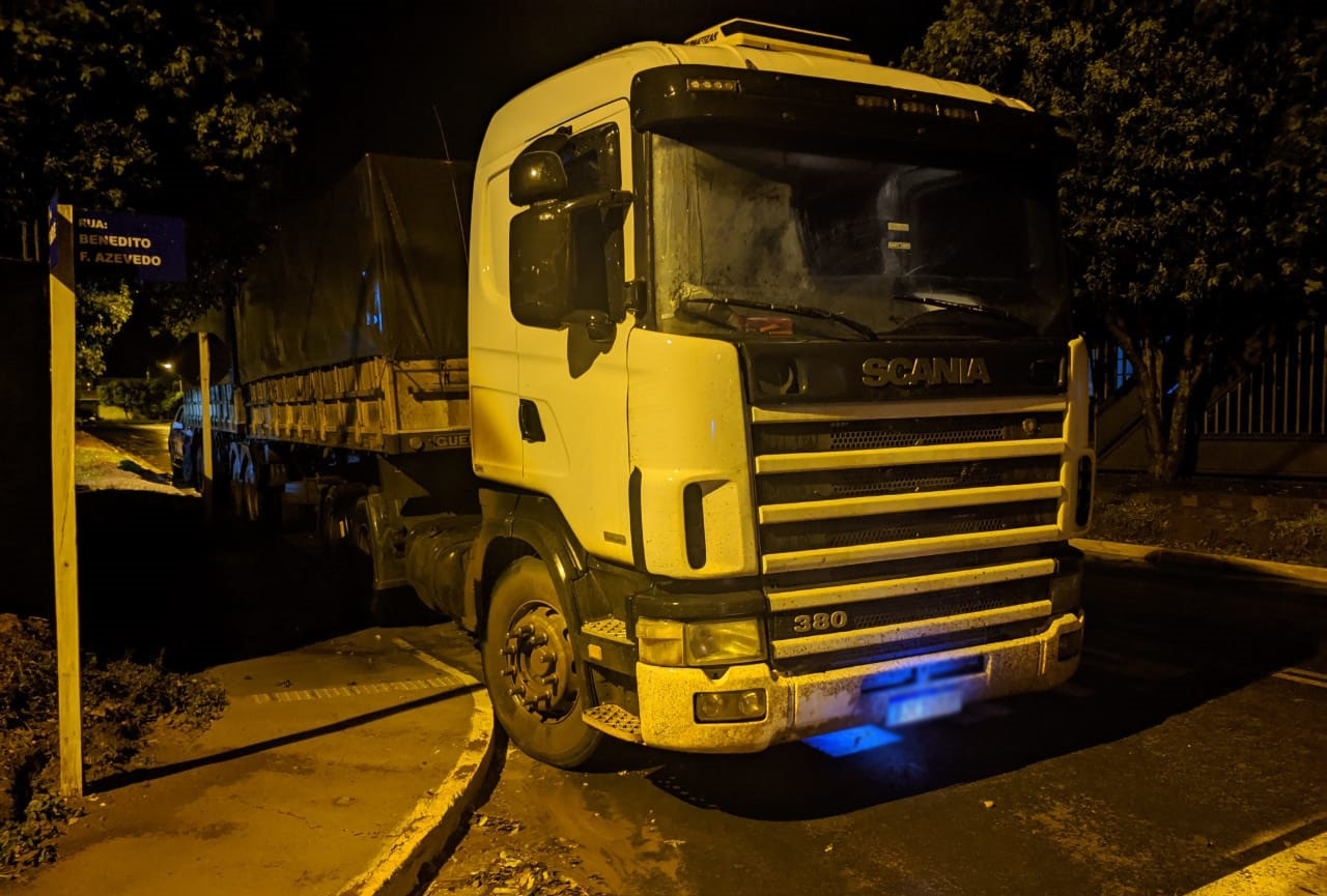 Motorista preso disse que levaria carga at&eacute; ao Estado de S&atilde;o Paulo - Foto: Pol&iacute;cia Militar/Divulga&ccedil;&atilde;o