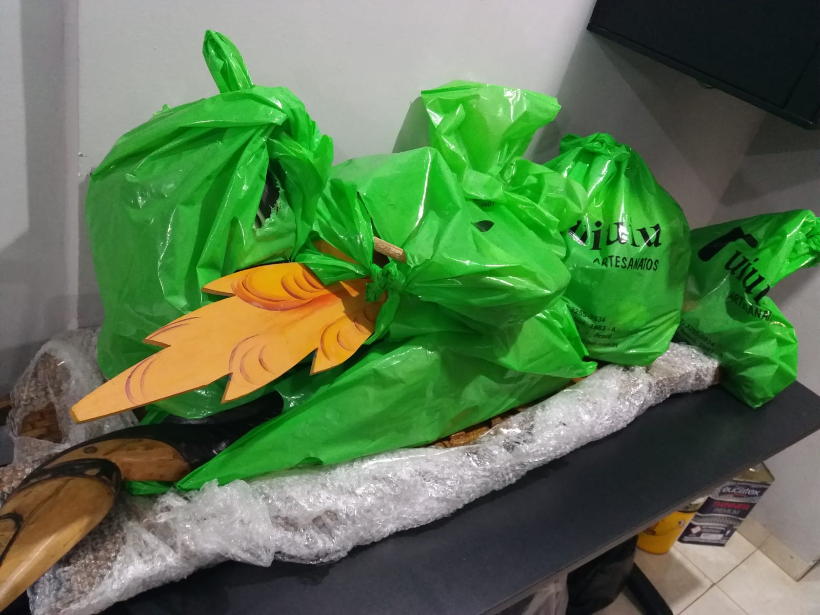 Polícia Civil recuperou objetos comprados com cartões fraudados - Foto: Polícia Civil/Divulgação
