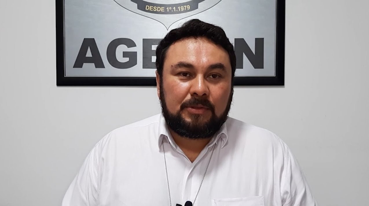 Carlos Eduardo Lhopi Jardim, de 39 anos, ex-diretor da Unidade Penal Ricardo Brandão de Ponta Porã - Foto: Reprodução/Youtube