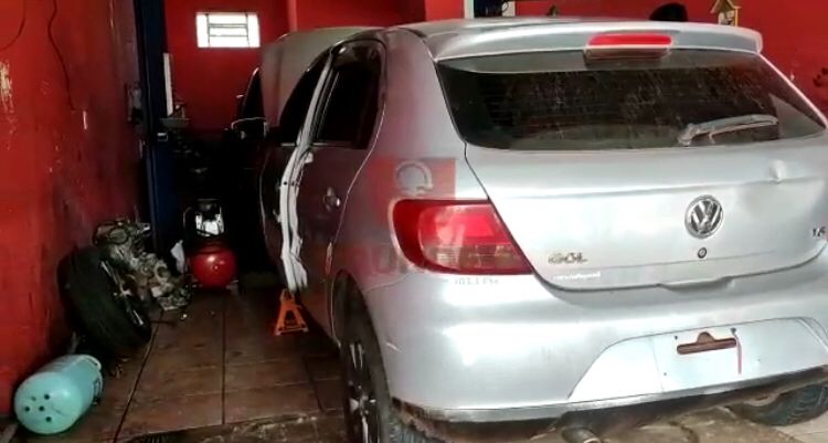 Ve&iacute;culo que a v&iacute;tima foi levado foi encontrado no Paraguai - Foto: Defron/Divulga&ccedil;&atilde;o