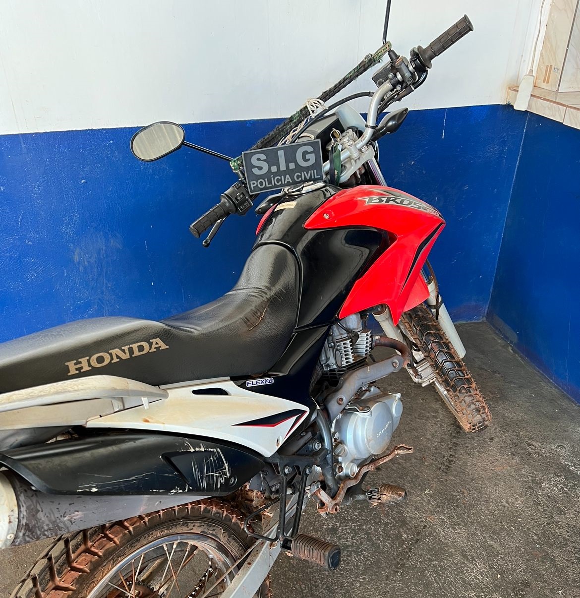 Moto suspostamente utilizada no crime - Foto: Divulga&ccedil;&atilde;o