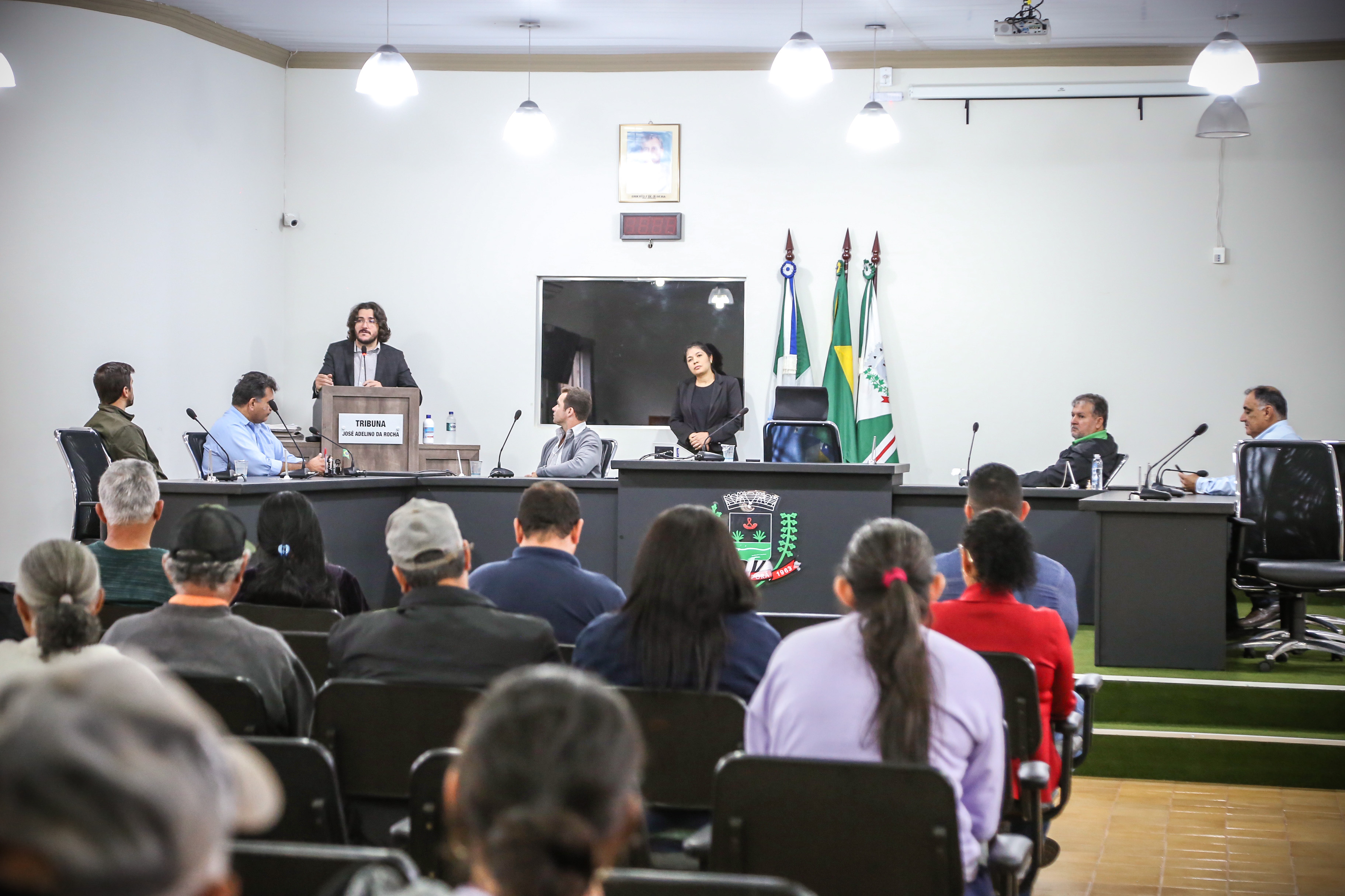Prefeito Germino Roz destacou parceria da Agehab e compromisso da equipe do setor de Habita&ccedil;&atilde;o da Prefeitura - Foto: Prefeitura de Bataypor&atilde;