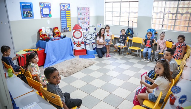 Din&acirc;micas especiais acolheram alunos no primeiro dia de aula - Foto: Prefeitura de Bataypor&atilde;