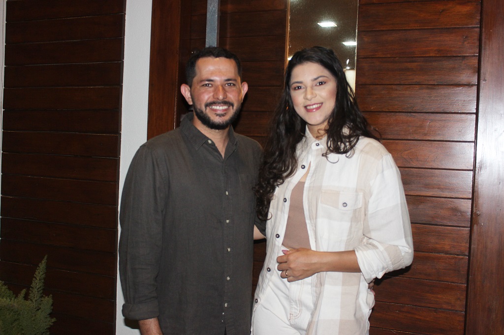 O casal Ivandilson Costa e Miriam Alcântara - Foto: Jornal da Nova